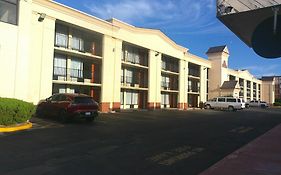 Red Roof Inn Hampton Coliseum